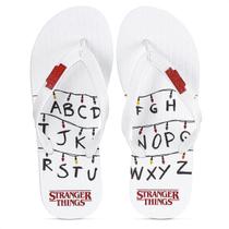 Chinelo Netflix Stranger Things Alphabet Branco - Feminino Chinelo Netflix Stranger Things Alphabet Branco - Feminino