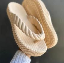 Chinelo nuvem feminino de dedo ultraconfortavél 2313 Chinelo nuvem feminino de dedo ultraconfortavél 2313