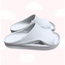 Chinelo Nuvem Feminino Macio e Confortável ideal para o dia a dia Chinelo Nuvem Feminino Macio e Confortável ideal para o dia a dia