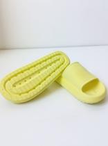 Chinelo nuvem slide ergonômico confortável cor lima