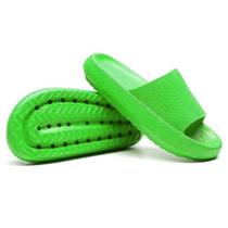 Chinelo Nuvem Slide Macio Antiderrapantes Super Confortável e Moderno Chinelo Nuvem Slide Macio Antiderrapantes Super Confortável e Moderno