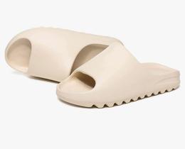 Chinelo nuvem