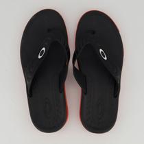 Chinelo Oakley Crowd Preto e Vermelho