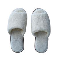 Chinelo Pantufa Feminina de Pêlo Aberta
