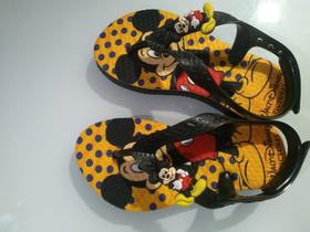 Chinelo personalizado do Mickey