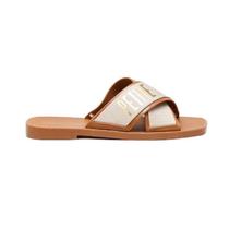 Chinelo Petite Jolie PVC Feminino - Marrom Chinelo Petite Jolie PVC Feminino - Marrom