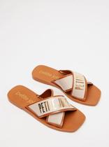 Chinelo Petite Jolie Vibe Doce de Leite PJ7611