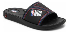Chinelo Rider Pump NBA Slide Grendene 12638 Solado Antiderrapante Super Confortável (66541) Chinelo Rider Pump NBA Slide Grendene 12638 Solado Antiderrapante Super Confortável (66541)
