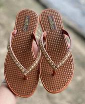 Chinelo Sandália Rasteirinha Feminina Artesanal Com Pérolas Arraso Chinelo Sandália Rasteirinha Feminina Artesanal Com Pérolas Arraso