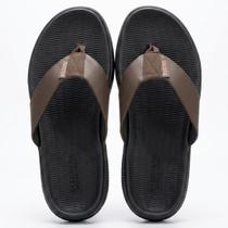 Chinelo Skechers Go Consistent Masculino Marrom - Chinelo Skechers Go Consistent Masculino Marrom -