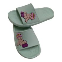 Chinelo Slide Max Bobbiee Goods Rosa Ursinho Leve Confortável Chinelo Slide Max Bobbiee Goods Rosa Ursinho Leve Confortável