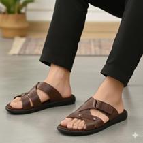 Chinelo Slider Masculino Antiderrapante em Couro com Conforto Extremo