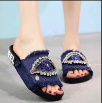 Chinelo tens