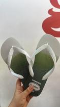 Chinelo Top Basic Cor:Branco/VerdeTamanho:43/44 Chinelo Top Basic Cor:Branco/VerdeTamanho:43/44
