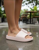 Chinelo Usaflex Poofy Confortável EVA Super Leve Nuvem Impacto Chinelo Usaflex Poofy Confortável EVA Super Leve Nuvem Impacto