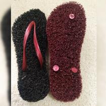 Chinelos Apaju, 2 pares de chinelos duplo capacho anti stress.