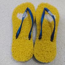 Chinelos Apaju, capacho com borracha 100%, ortopédico e anti stress, decorado de coração.