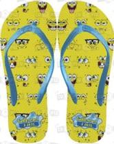 chinelos com estampas diversas