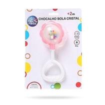 Chocalho bola de cristal para bebe rosa com guizo e cabo mordedor - Pais E Filhos