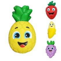 Chocalho e Mordedor de Bebê Macio Vila Toy Frutas e Vegetais
