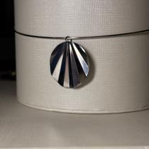 Chocker aro medalha frizada