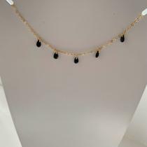 Choker com Pedra Preta Delicada Minimalismo Sofisticado em Semijoia Elegante Simonatto Joias Choker com Pedra Preta Delicada Minimalismo Sofisticado em Semijoia Elegante Simonatto Joias