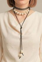 Choker de Amarração em Camurça com Pérolas ABS - Estilo Boho Choker de Amarração em Camurça com Pérolas ABS - Estilo Boho