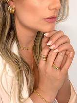 Choker Malha com Medalhinhas