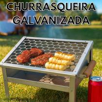 Churrasqueira Galvanizada Com Grelha Portátil Aço Anti Corte Camping Viagens Alça Madeira Prático