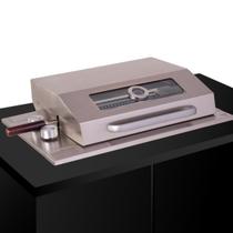 Churrasqueira Grill a Gás Com Tampa de Embutir Magnus Titan GLP Churrasqueira Grill a Gás Com Tampa de Embutir Magnus Titan GLP