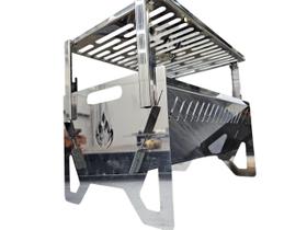 Churrasqueira Portátil Desmontável Aço Inox Cortada a Laser para Camping Pesca Viagem Pratica Churrasqueira Portátil Desmontável Aço Inox Cortada a Laser para Camping Pesca Viagem Pratica