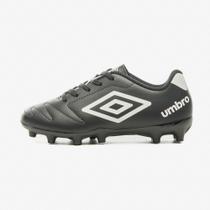 Chuteira Campo Umbro Class 2.2 Infantil Cor: Preto E Branco - Tamanho: 31