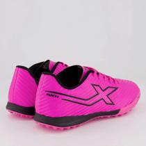 Chuteira oxn fusion grip 4 society pro pvc adulto - pink/preto