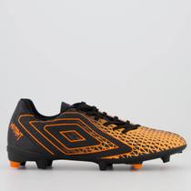 Chuteira Umbro Mutant Campo Laranja e Preto