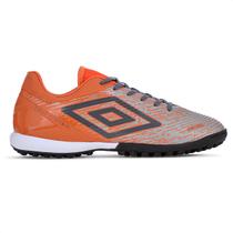 Chuteira Umbro Society Gravity Cinza e Laranja - Masculino Chuteira Umbro Society Gravity Cinza e Laranja - Masculino