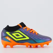 Chuteira Umbro Ux Campo Juvenil Preta E Laranja Cor:Preto/LaranjaTamanho:28Genero:Masculino Chuteira Umbro Ux Campo Juvenil Preta E Laranja Cor:Preto/LaranjaTamanho:28Genero:Masculino