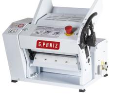 Cilindro Laminador CLE300 2kg 1/3CV Epóxi Bivolt G Paniz Cilindro Laminador CLE300 2kg 1/3CV Epóxi Bivolt G Paniz