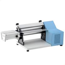 Cilindro Laminador Elétrico Malta 28 Cm Com Cortador de Talharim Azul 127V 3117008 Cilindro Laminador Elétrico Malta 28 Cm Com Cortador de Talharim Azul 127V 3117008