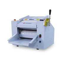 Cilindro Laminador Elétrico Mesa 39 cm Massa Pizza Pão Pastel CLMSV39 Venâncio Cilindro Laminador Elétrico Mesa 39 cm Massa Pizza Pão Pastel CLMSV39 Venâncio