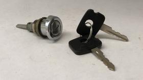 Cilindro porta mala opala 69/84 cromado com chaves