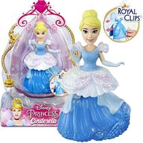Cinderela Mini Boneca Royal Clips Trocar de Roupa Disney E3049 Hasbro