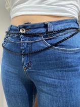 Cinto corporal borychain preto com detalhe prata