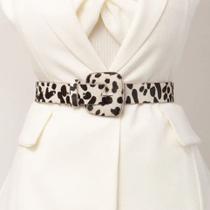 Cinto em Couro Animal Print com Fivela Encapada e Pelo Sintético - Jaguar Cinto em Couro Animal Print com Fivela Encapada e Pelo Sintético - Jaguar