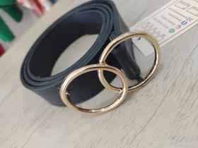 Cinto preto fivela dourada Cinto preto fivela dourada