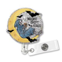 Clipe Badge Reel XQLZY Night Shift Vibes Silver Glitter Shark