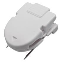 Clipe de parede Advantus para painéis de tecido de tamanho padrão branco