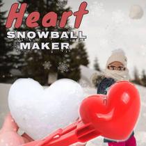 Clipes de bola de neve em forma de coração para crianças ao ar livre inverno neve San