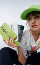 Clutch com Logo