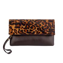 Clutch de couro com alça de mão Nikki café onça Feminino