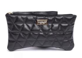 Clutch feminina em couro Clutch feminina em couro